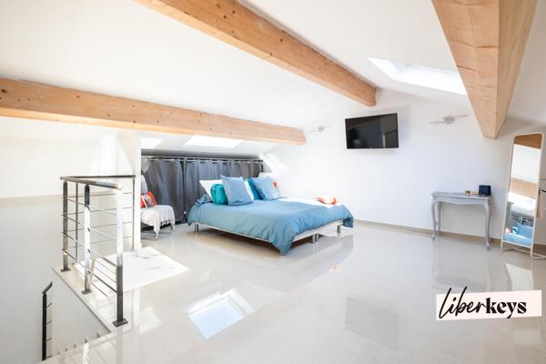 Villa d'architecte d'exception- avec dépendance 