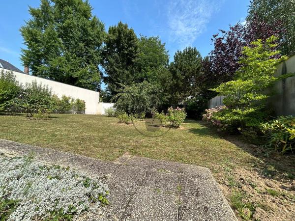 Vente Maison 9 pièces 276 m2 à Saint-Quentin