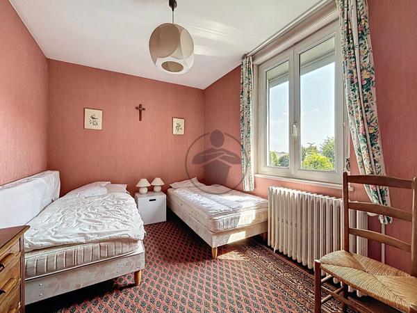 Vente Maison 9 pièces 276 m2 à Saint-Quentin