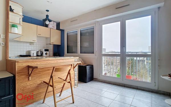 Appartement à vendre    1 pièce • 29 m2 Nantes