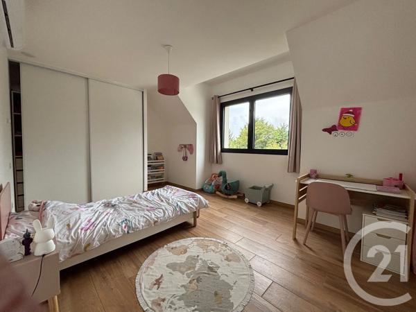 Maison à vendre  6 pièces - 230 m 2   PONT DE METZ  - 80