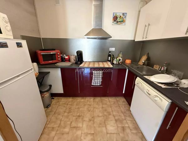 Vente                                                      Appartement
                        
                     2 pièces                      48 m2                     à Clermont-l'Hérault