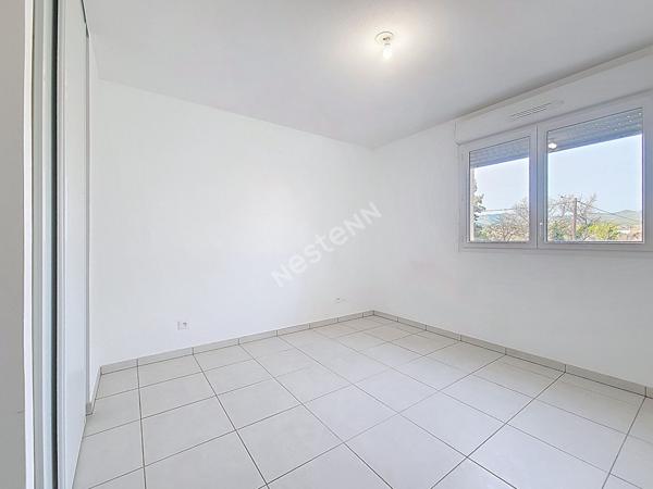 Appartement Marseille 2 pièce(s) 40.66 m2 - 1 chambre - balcon - place ext parking - Rés. Les colonnes de Rhodes 13013