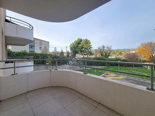 Appartement Marseille 2 pièce(s) 40.66 m2 - 1 chambre - balcon - place ext parking - Rés. Les colonnes de Rhodes 13013