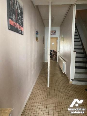 Bohain en vermandois - immeuble en plein centre-ville