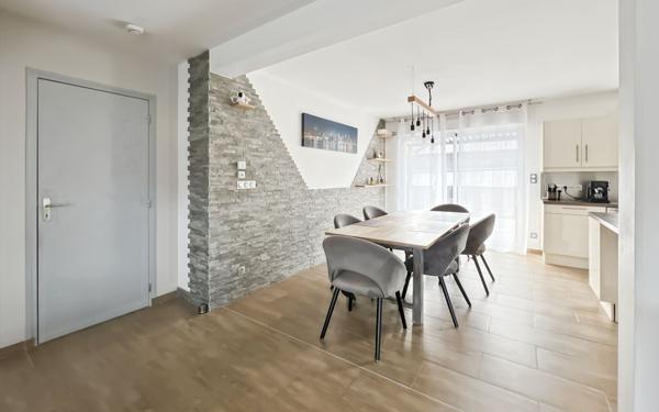 Maison à vendre    5 pièces • 114,20 m2 Beaugency