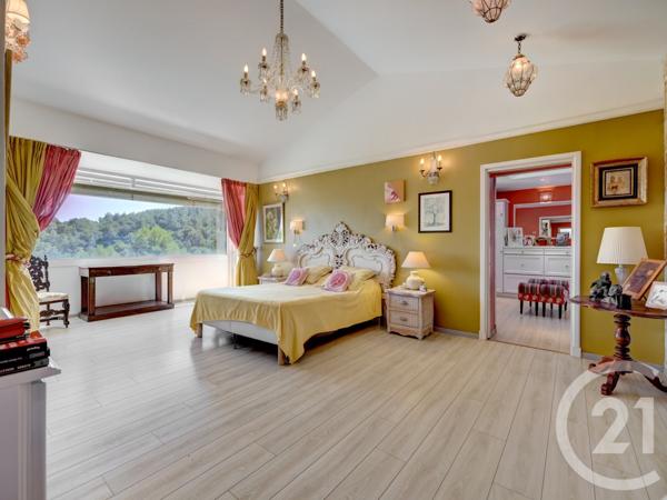 Maison à vendre  15 pièces - 518,80 m2 VALBONNE - 06