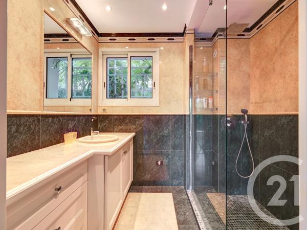 Maison à vendre  15 pièces - 518,80 m2 VALBONNE - 06