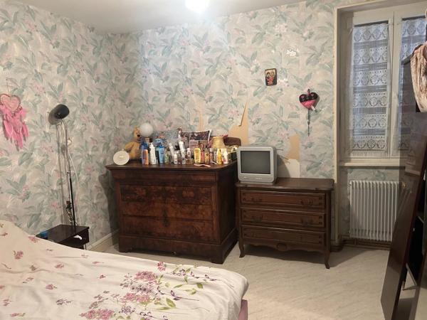 Vente                                                      Maison
                        
                     4 pièces                      54 m2                     à Jumeaux