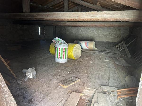 Vente                                                      Maison
                        
                     4 pièces                      54 m2                     à Jumeaux