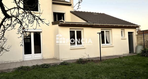 À vendre Maison 7 pièces 103.27 m² - Fontenay-le-fleury 78330