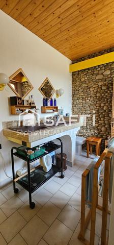 Plain-pied avec piscine au cœur de la nature