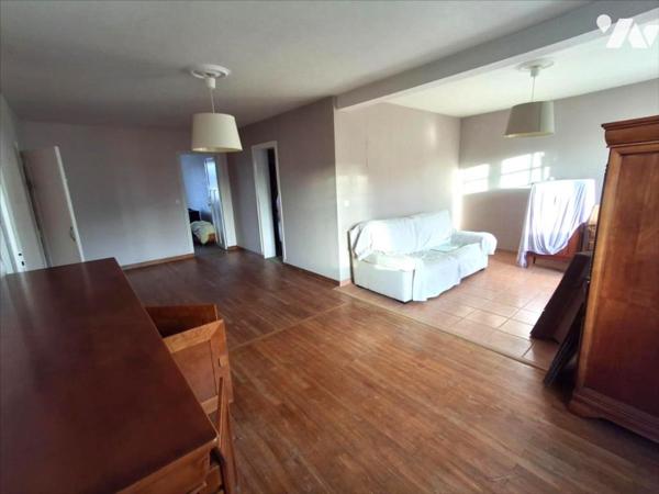 Couëron Bourg, maison ancienne de plain-pied