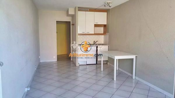 Vente                                                      Appartement
                        
                     1 pièces                      23 m2                     à Anglet