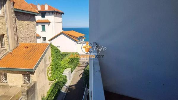 Vente                                                      Appartement
                        
                     1 pièces                      23 m2                     à Anglet