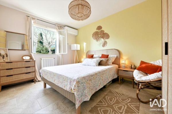 Maison à vendre 4 pièces 125 m² Uzès