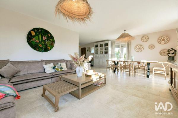 Maison à vendre 4 pièces 125 m² Uzès