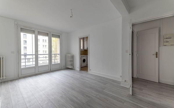 Appartement à louer    2 pièces •  Issy-les-Moulineaux