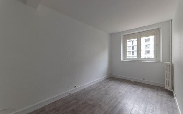 Appartement à louer    2 pièces •  Issy-les-Moulineaux