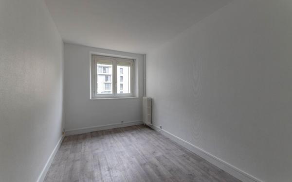 Appartement à louer    2 pièces •  Issy-les-Moulineaux