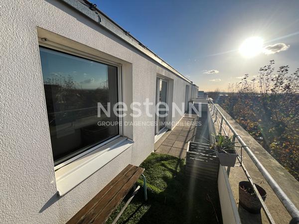 Coup de coeur à Sainte-Anne : Appartement avec garage, vue dégagée & ascenseur