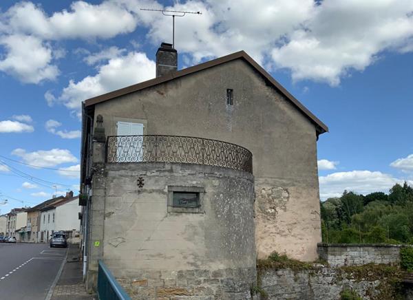 Ensemble immobilier Monthureux Sur Saone 310 m2