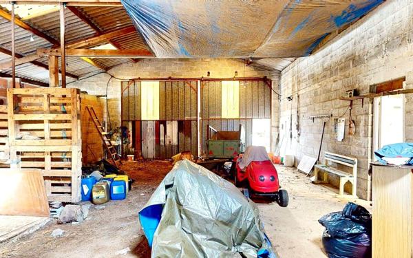 Maison à vendre    6 pièces •  Plouray