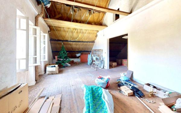 Maison à vendre    6 pièces •  Plouray