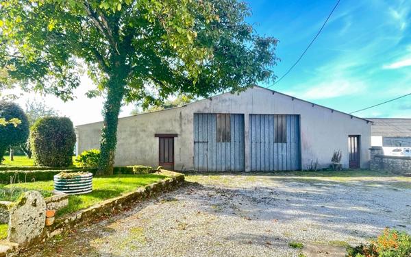 Maison à vendre    6 pièces •  Plouray