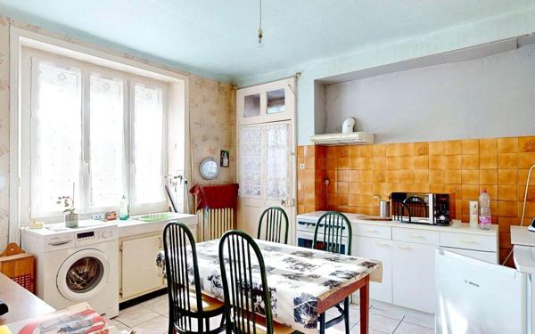 Maison à vendre    6 pièces •  Plouray