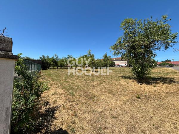 Terrain en impasse 920m² à Avrigney Virey