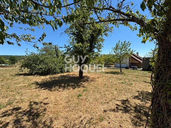 Terrain en impasse 920m² à Avrigney Virey