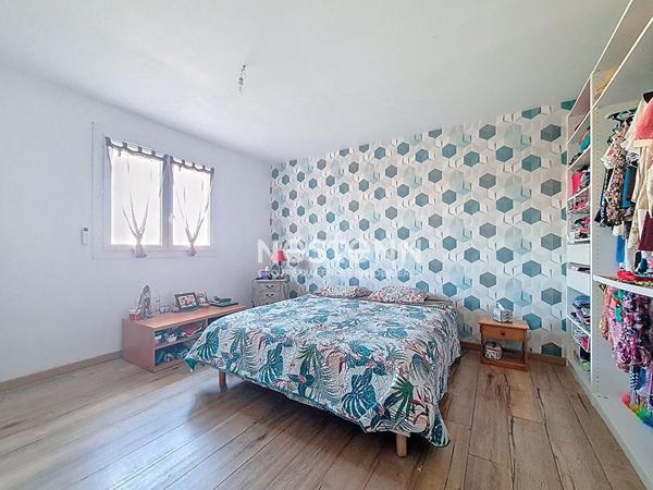 A VENDRE - ROQUETTES - Maison T5 de 109m² avec abri voiture et atelier