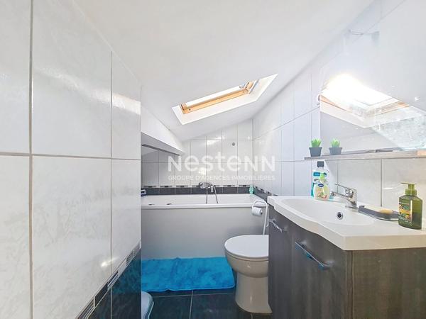 A VENDRE - ROQUETTES - Maison T5 de 109m² avec abri voiture et atelier