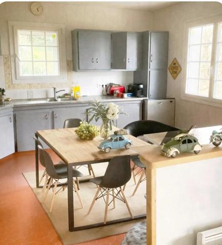 Cambo les bains avec vue à 180 degrés, propriété sur 6500m2 de terrain