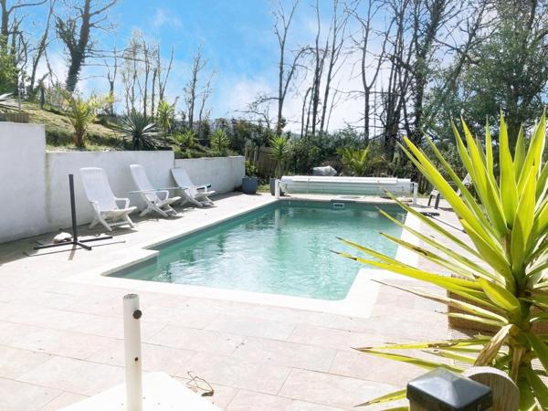 Cambo les bains avec vue à 180 degrés, propriété sur 6500m2 de terrain