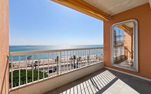 Appartement à vendre    2 pièces • 35,04 m2 Fréjus