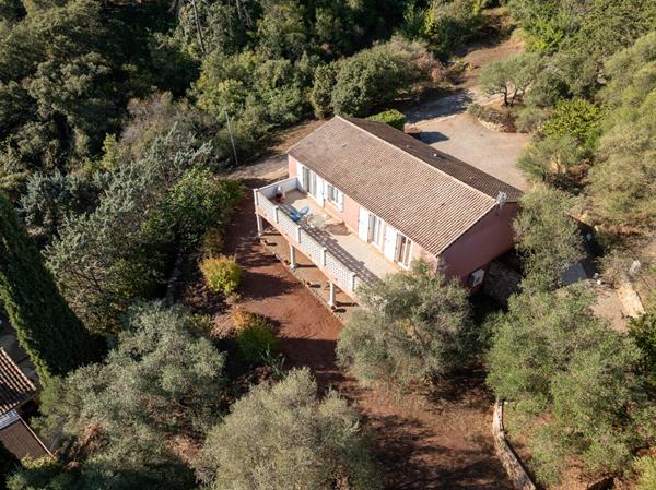 A VENDRE EN EXCLUSIVITE ! À VIDAUBAN Maison de plain-pied 5 pièces 113 m2 sur un terrain de 2500m2