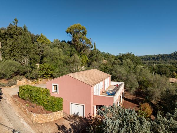 A VENDRE EN EXCLUSIVITE ! À VIDAUBAN Maison de plain-pied 5 pièces 113 m2 sur un terrain de 2500m2