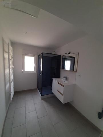 Maison à louer à Douvrin dans le Pas-de-Calais (62138), ref : 62029-L264