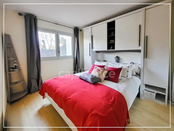 Appartement 2 pièces en rez-de-jardin dans une résidence avec piscine