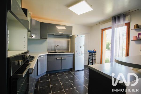 Maison à vendre 6 pièces 120 m² Bois-le-Roi