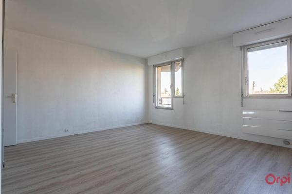 Appartement à louer    1 pièce •    Savigny-sur-Orge