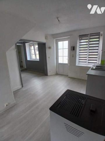 Maison de bourg non mitoyenne