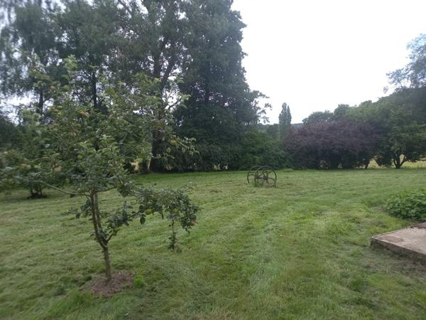 Maël-Pestivien (22160) Maison familiale dans la campagne de Maël Pestivien à 167 000€