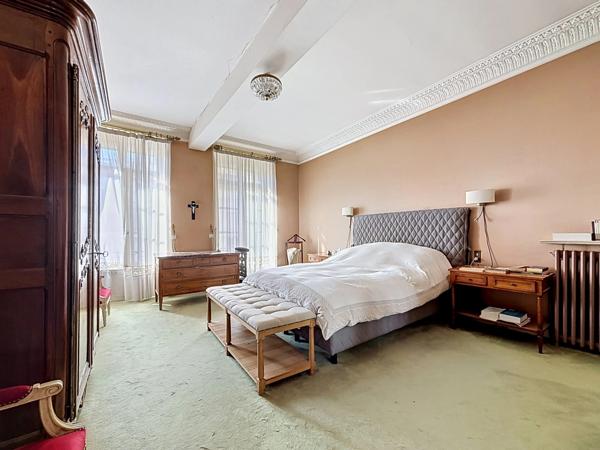 Maison à vendre 13 pièces REIMS (51)