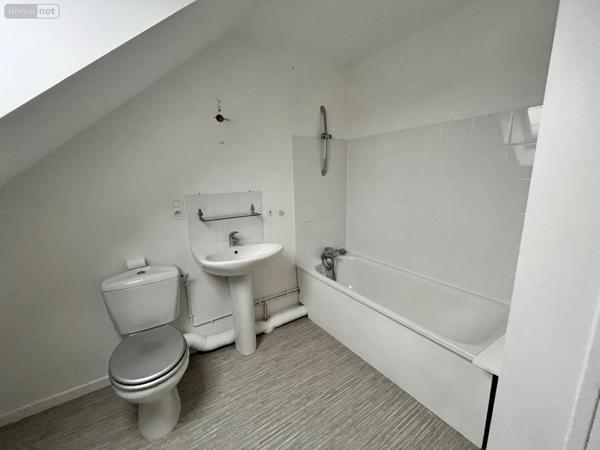 Maison à louer à Fismes dans la Marne (51170), ref : 51083//969