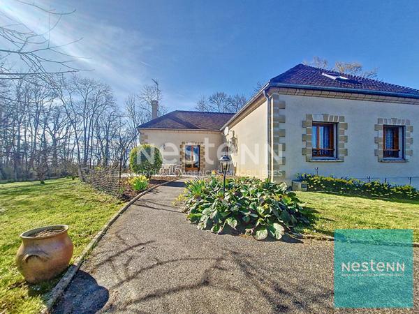 Maison avec un sous-sol total sur un terrain de 5200 m² environ à Marolles Sur Seine