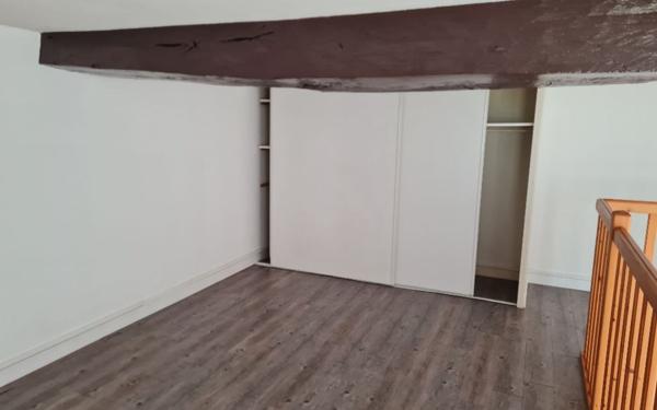 Appartement à louer    1 pièce • 50,25 m2 La Rochelle
