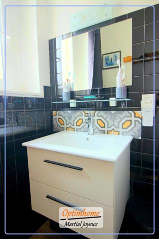 Je vous propose à la vente cette superbe demeure familiale à Pontorson.